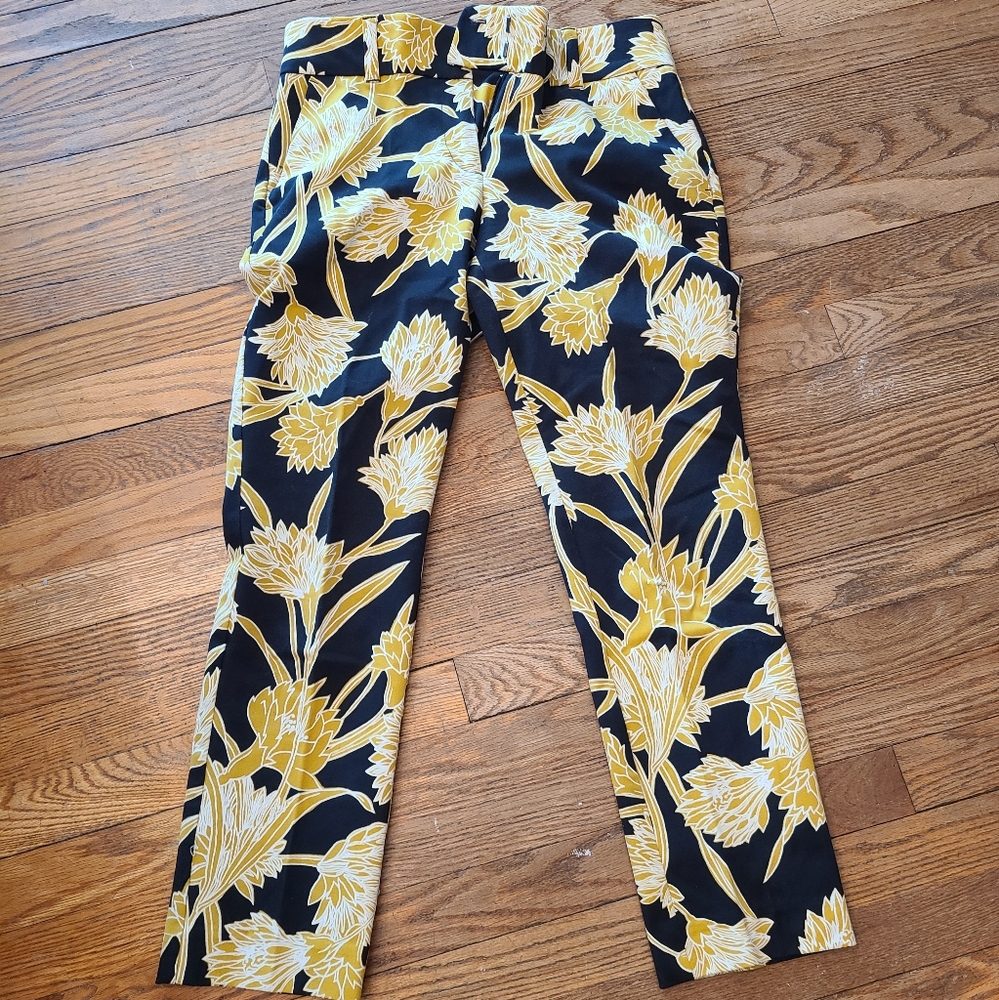 Ann Taylor Factory Women's Flower Patterned Pants Size 2